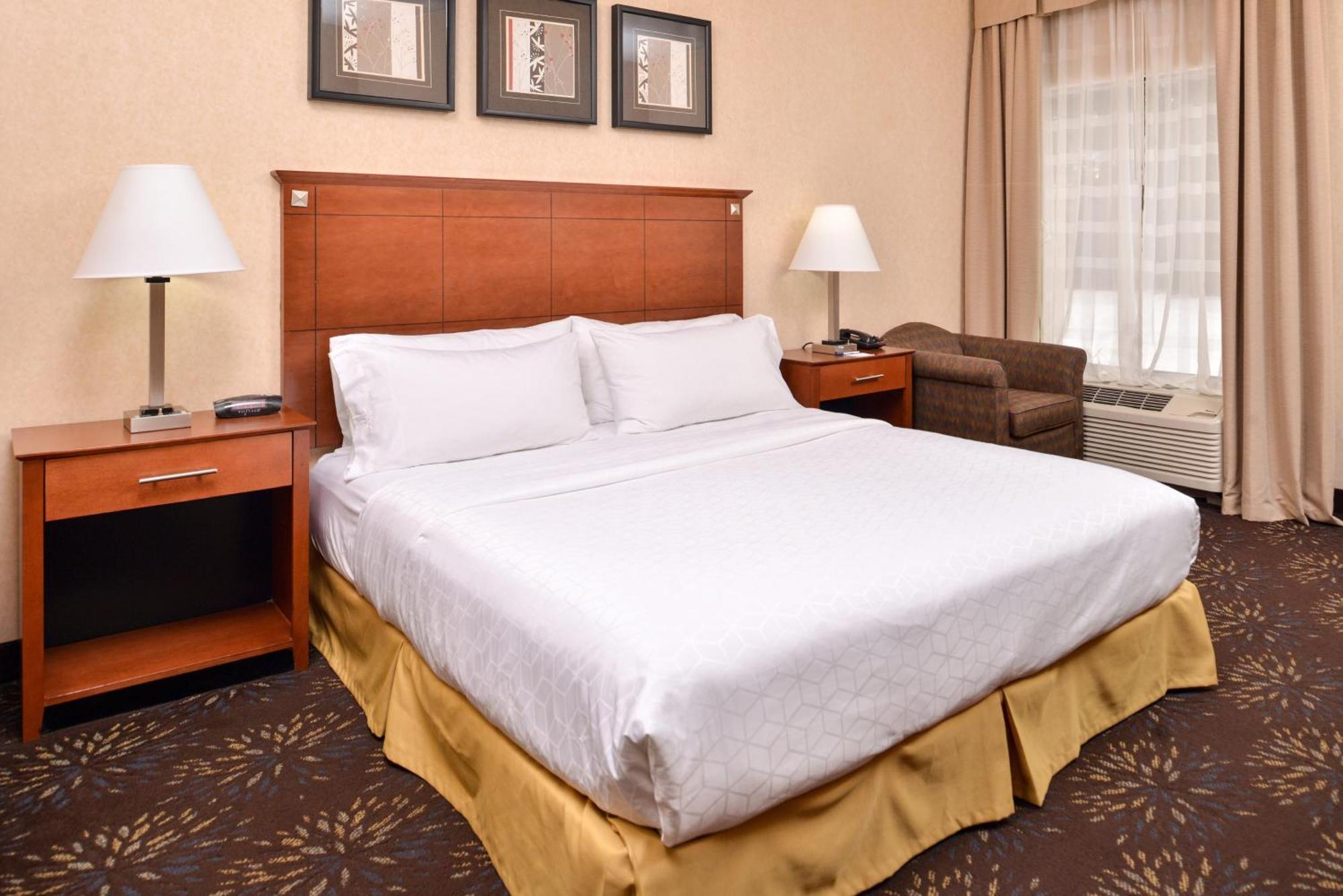 Holiday Inn Express Hotel & Suites West Chester, An Ihg Hotel Concordville Екстериор снимка